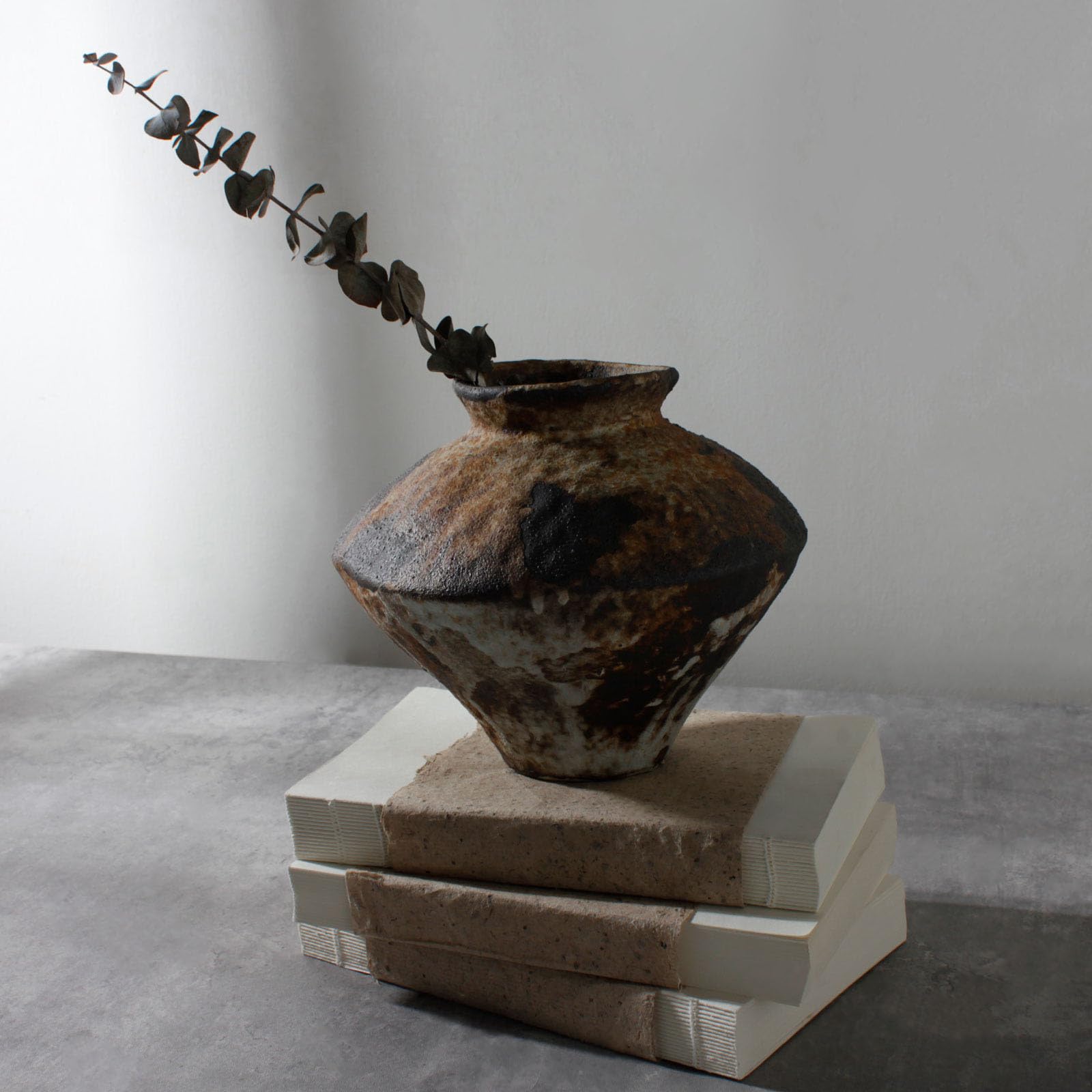 COZLIV Rusty Ceramic Vase, Wabi Sabi Decorative Pottery Flower Vase for Centerpieces, Table, Living Room, Bedroom, Bathroom, Retro Country Farmhouse Decor