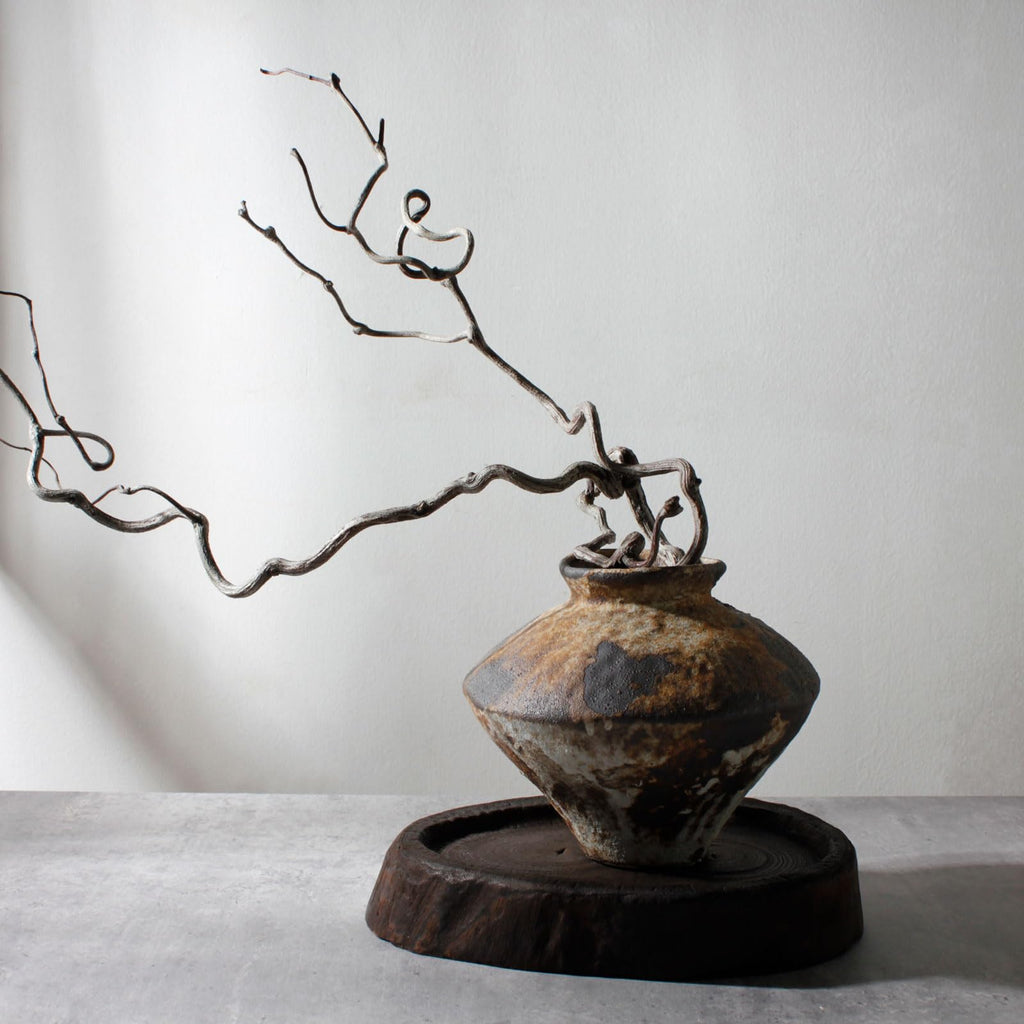 COZLIV Rusty Ceramic Vase, Wabi Sabi Decorative Pottery Flower Vase for Centerpieces, Table, Living Room, Bedroom, Bathroom, Retro Country Farmhouse Decor