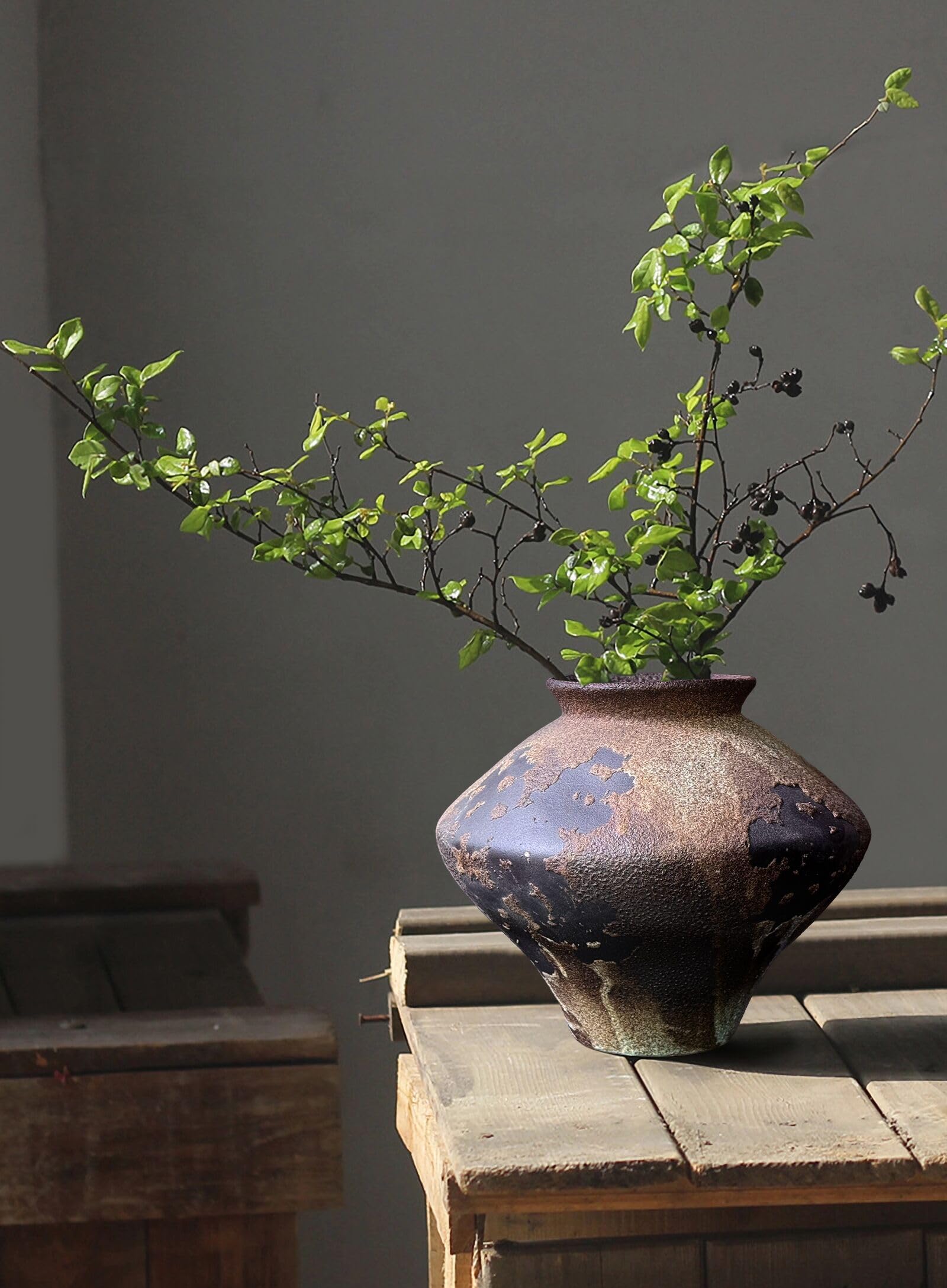 GeLive Brown Ceramic Rustic Vase Jingdezhen Handmade Vintage Pottery Flower Jar for Fresh and Dried Plants Table Centerpiece Wabi Sabi Vase Home Farmhouse Decor